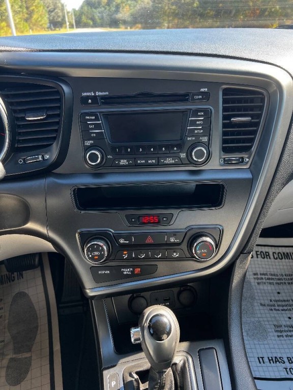 2013 Kia Optima Image 24