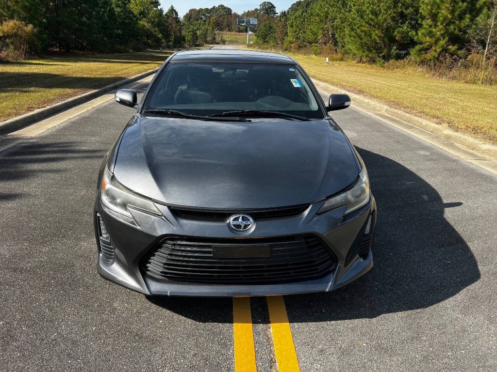 2015 Scion tC Image 9