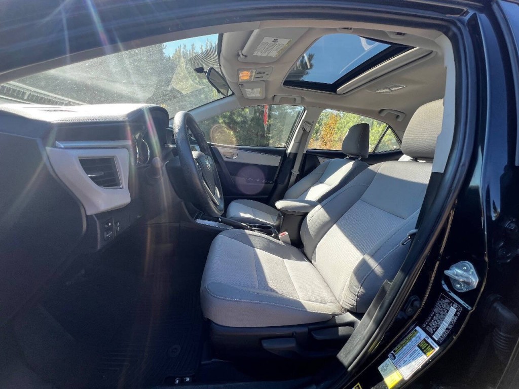 2014 Toyota Corolla Image 10