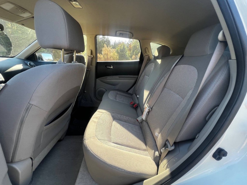 2012 Nissan Rogue Image 11