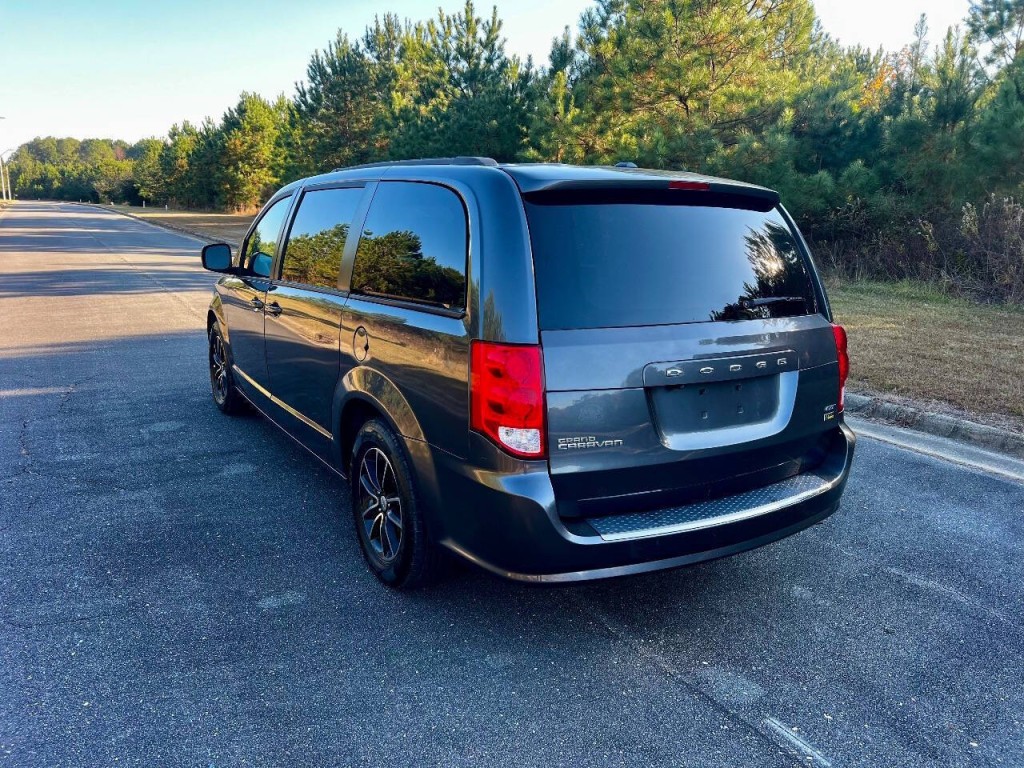 2018 Dodge Grand Caravan Image 4