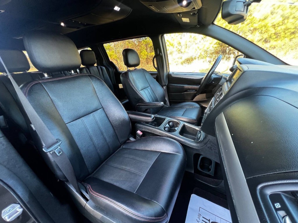 2018 Dodge Grand Caravan Image 15