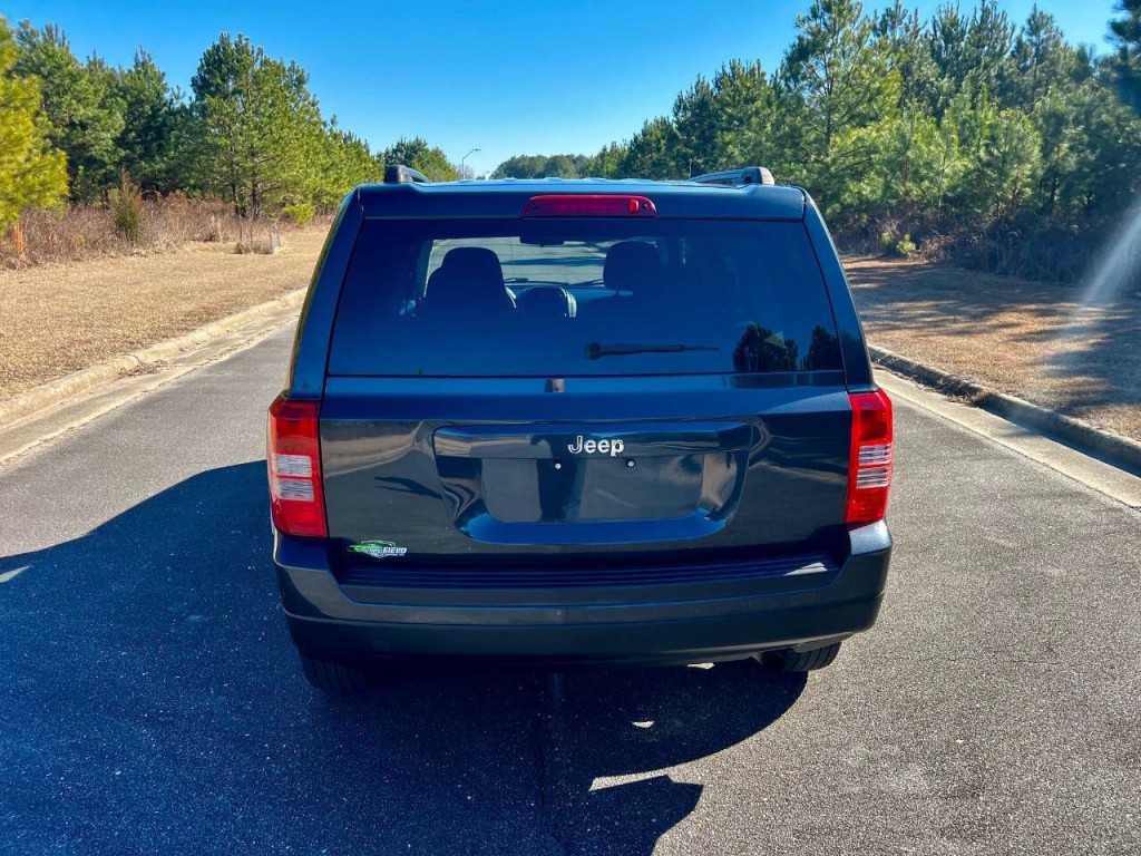 2014 Jeep Patriot Image 10