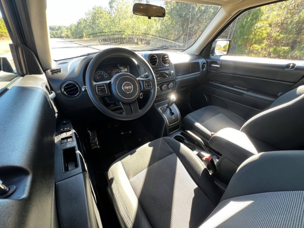 2014 Jeep Patriot Image 27