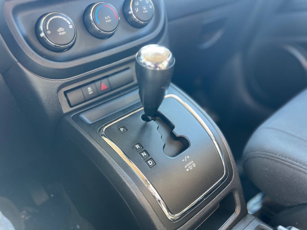 2014 Jeep Patriot Image 44