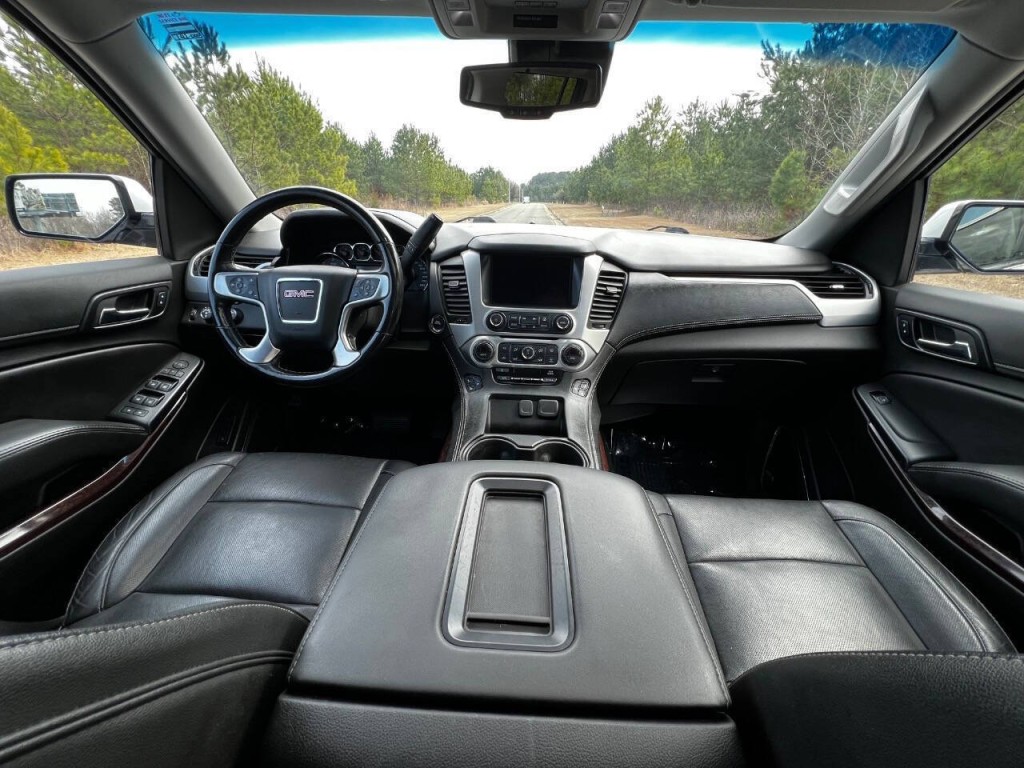 2019 GMC Yukon Image 16