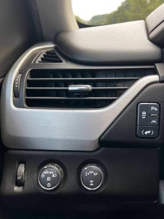 2019 GMC Yukon Image 24