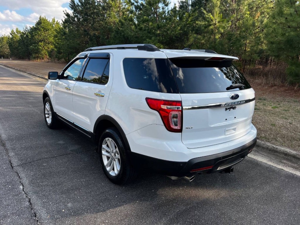 2015 Ford Explorer Image 4