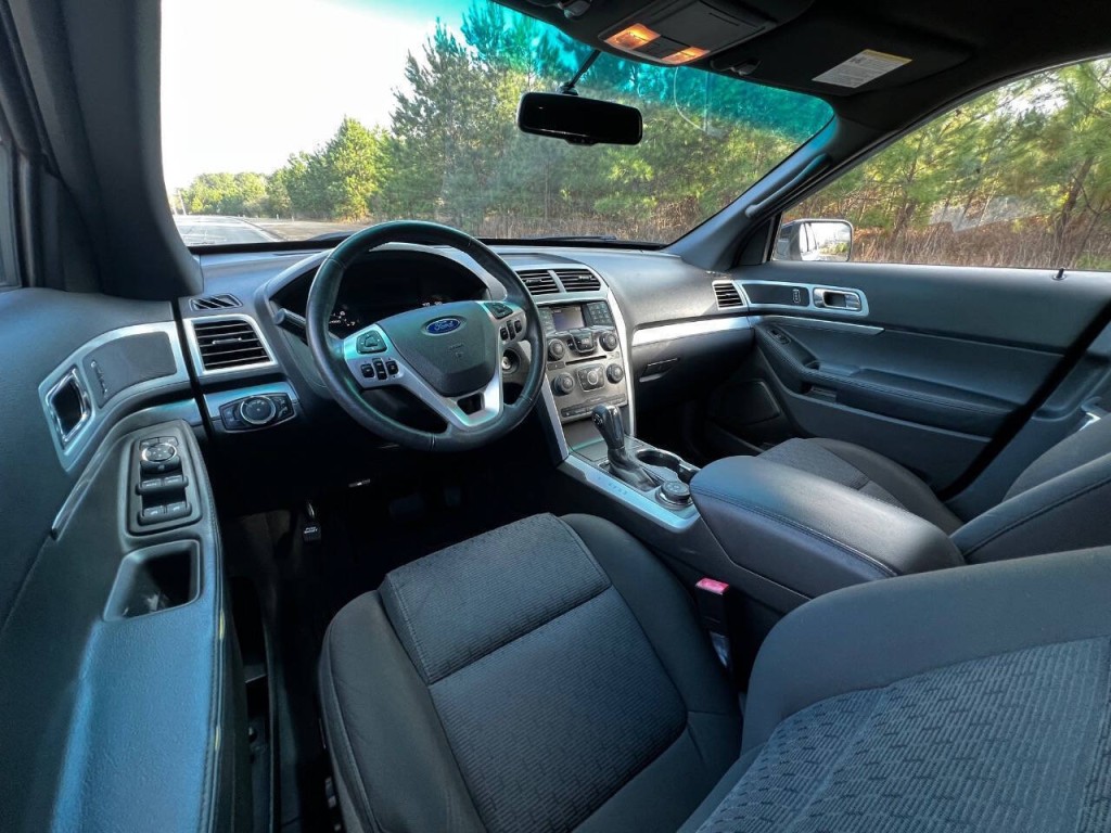 2015 Ford Explorer Image 13
