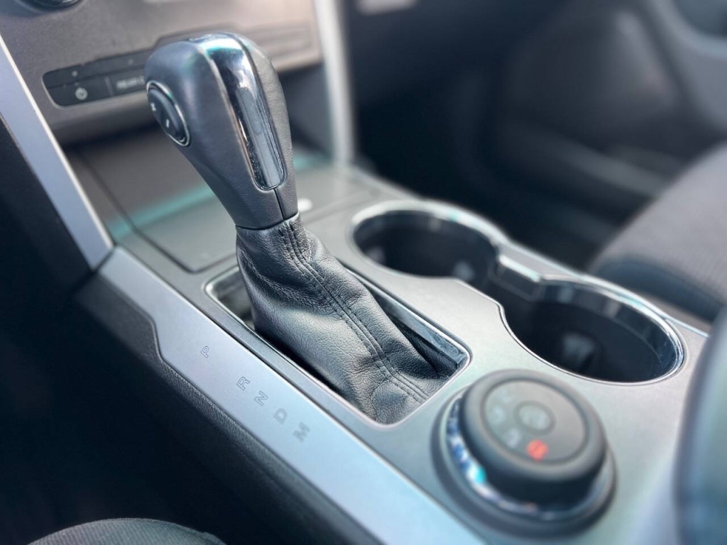 2015 Ford Explorer Image 26