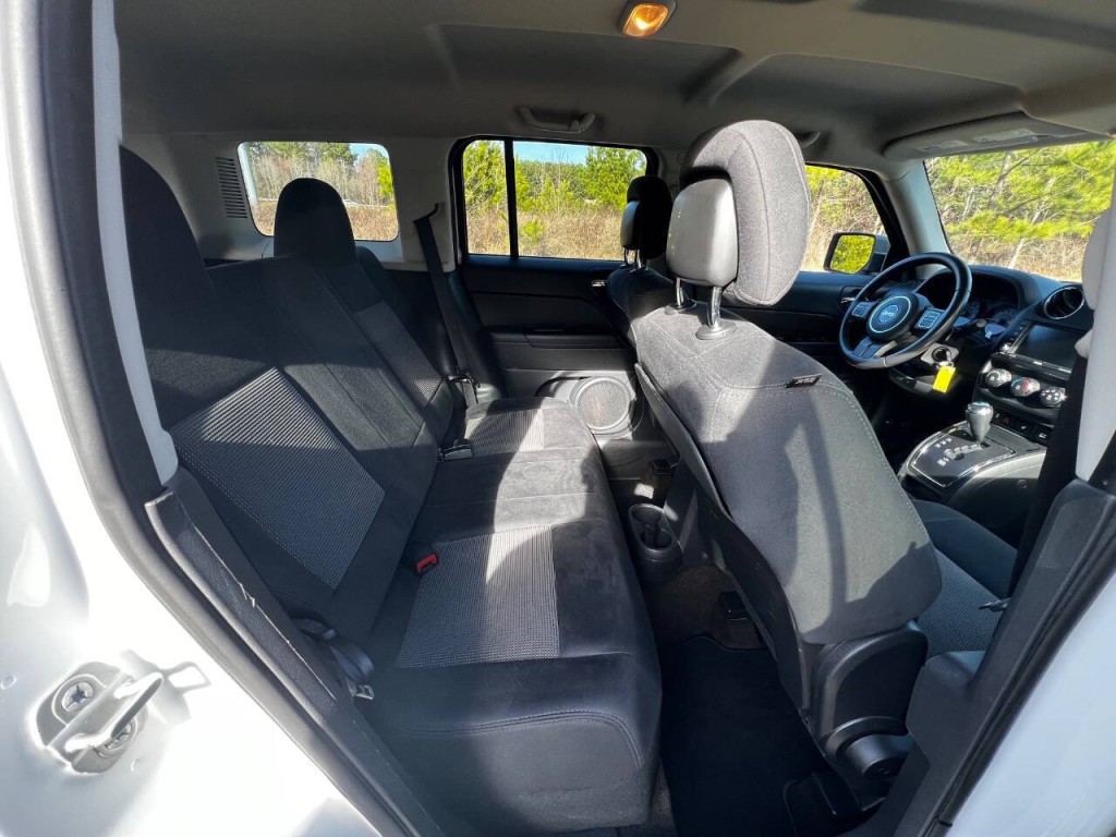 2014 Jeep Patriot Image 16