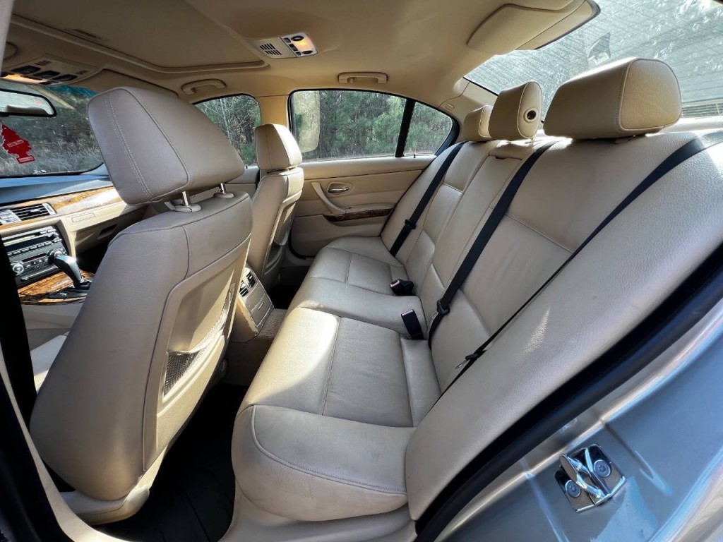 2007 BMW 3 Series Image 10