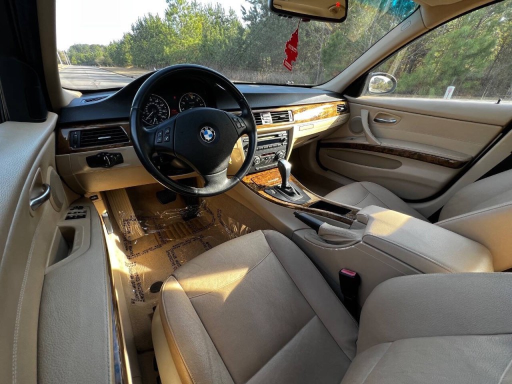 2007 BMW 3 Series Image 11