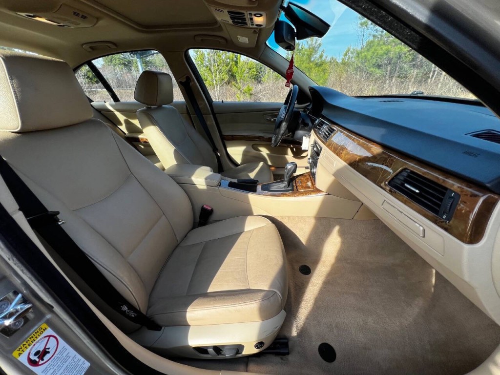 2007 BMW 3 Series Image 14