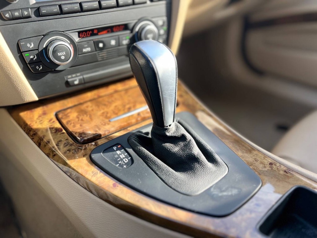 2007 BMW 3 Series Image 19