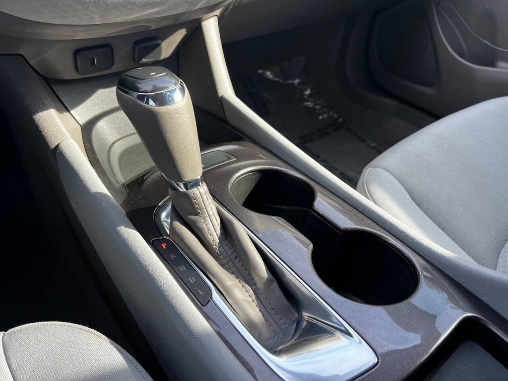 2017 Chevrolet Malibu Image 20