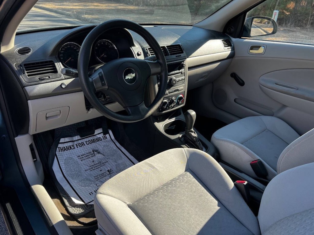 2009 Chevrolet Cobalt Image 12