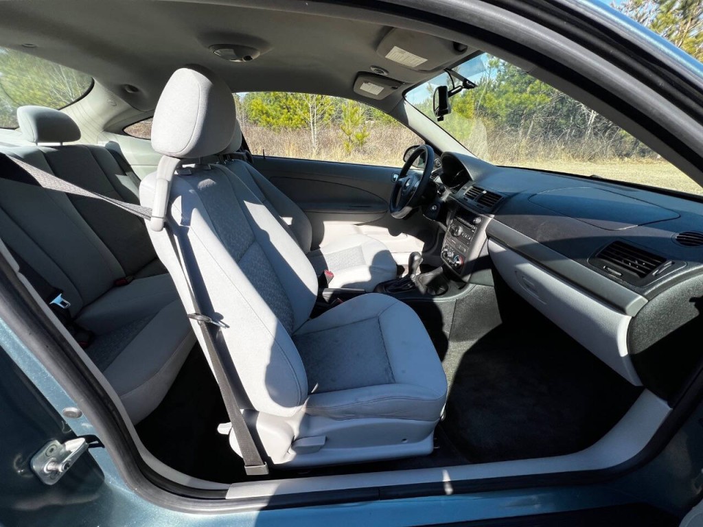 2009 Chevrolet Cobalt Image 14