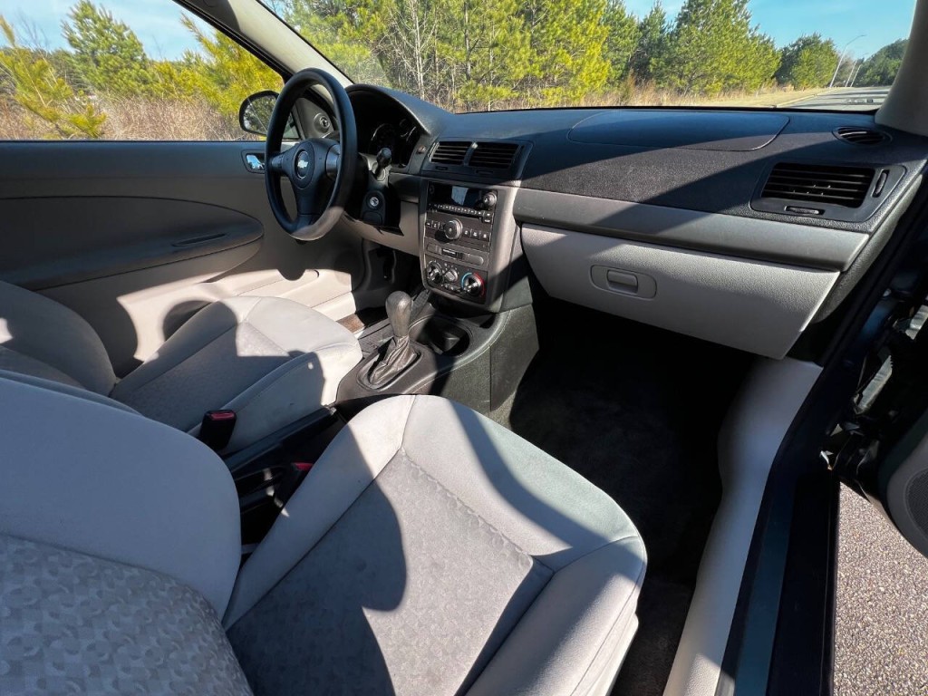 2009 Chevrolet Cobalt Image 15
