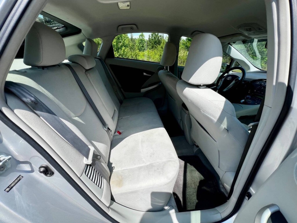 2011 Toyota Prius Image 14