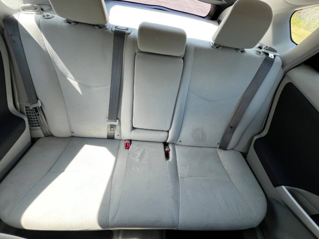 2011 Toyota Prius Image 17