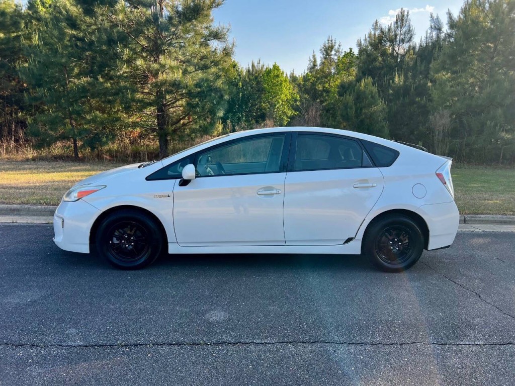 2013 Toyota Prius Image 3