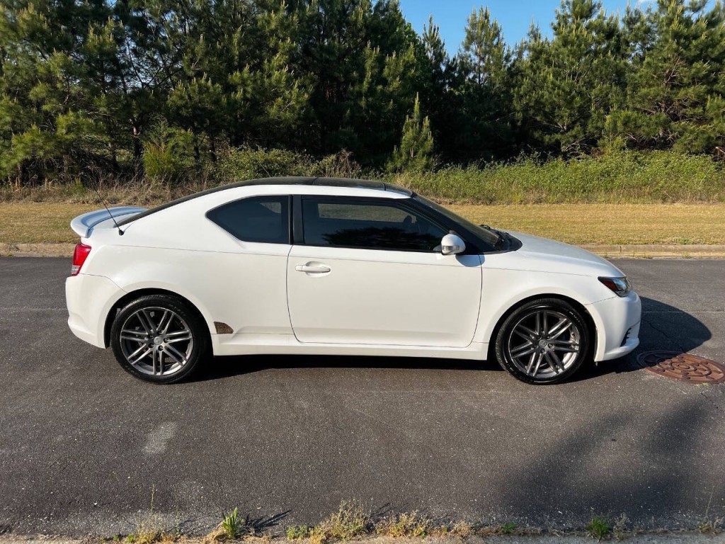 2013 Scion tC Image 7