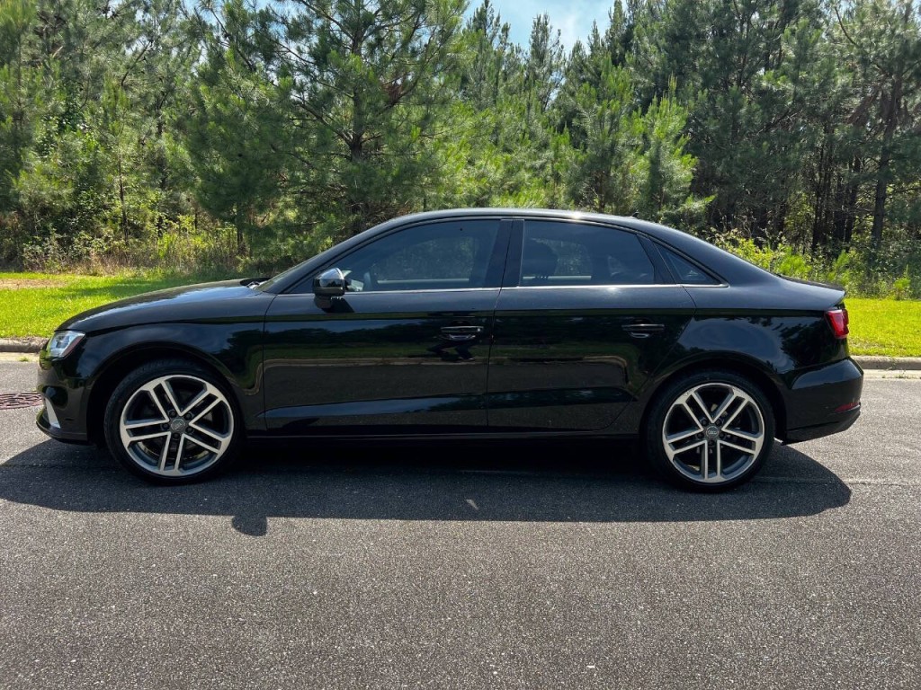 2018 Audi A3 Image 2