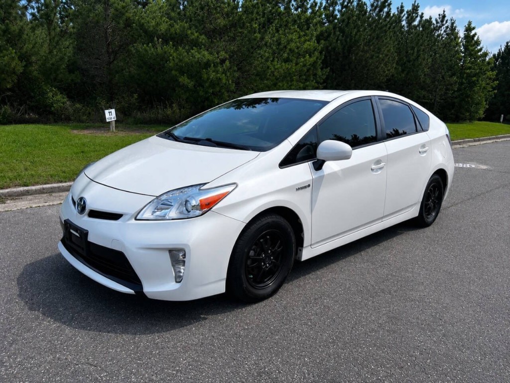 2015 Toyota Prius Image 1