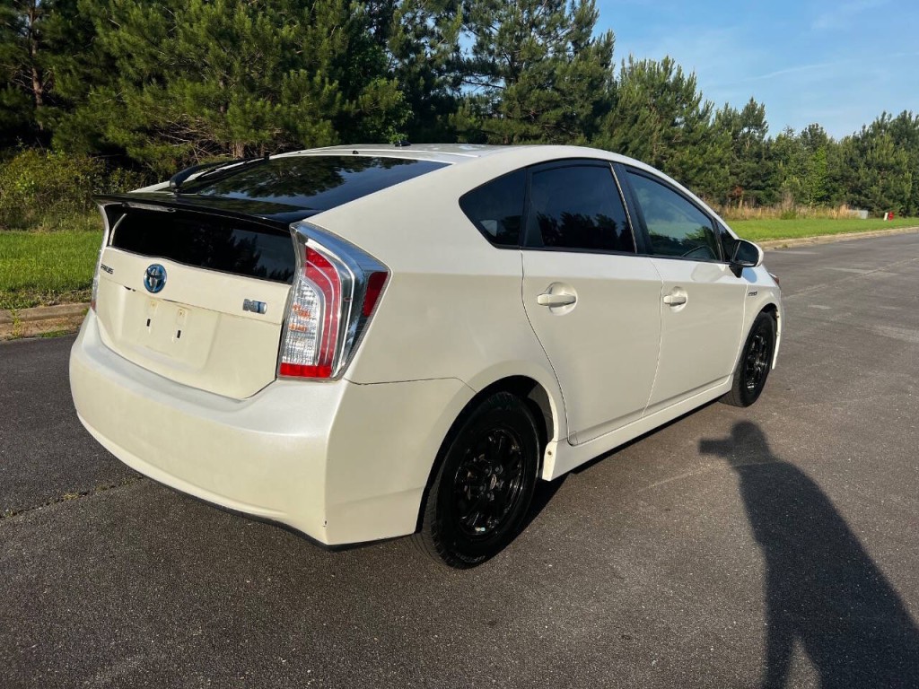 2015 Toyota Prius Image 5