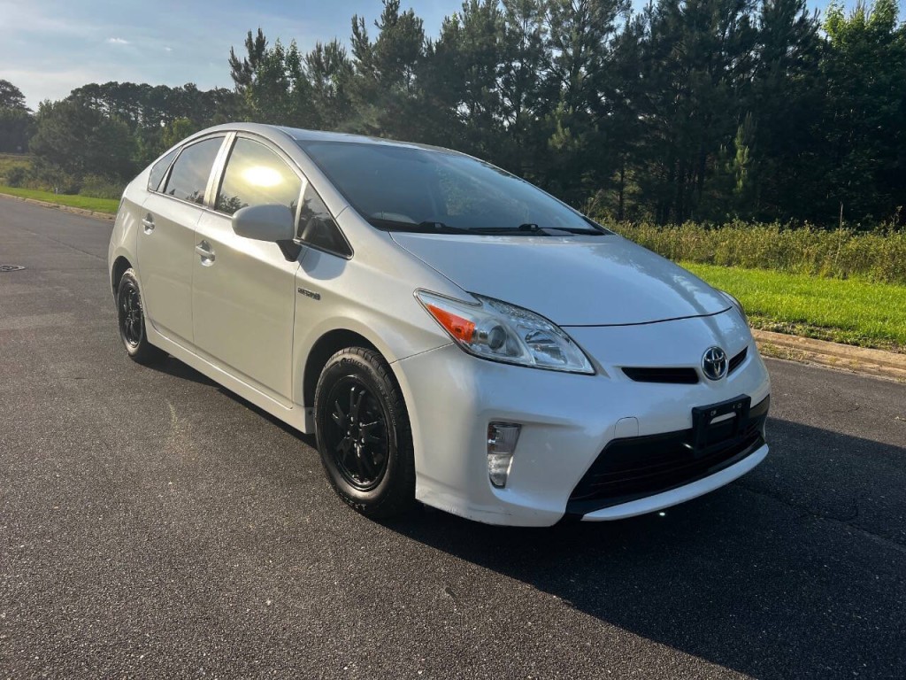 2015 Toyota Prius Image 8