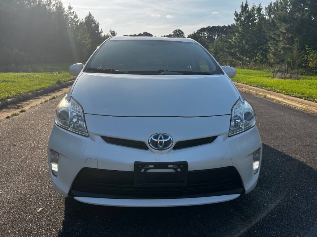 2015 Toyota Prius Image 9