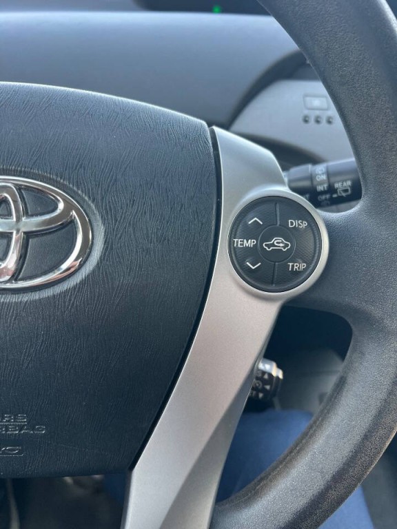 2015 Toyota Prius Image 22