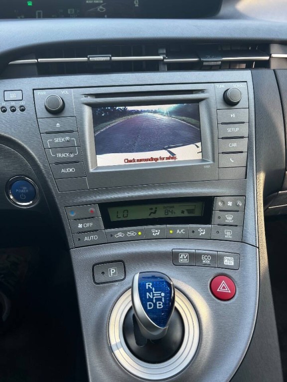 2015 Toyota Prius Image 26