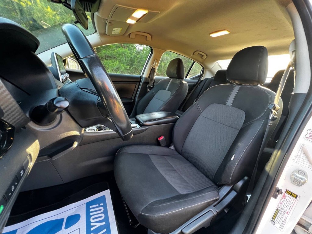 2022 Nissan Sentra Image 11
