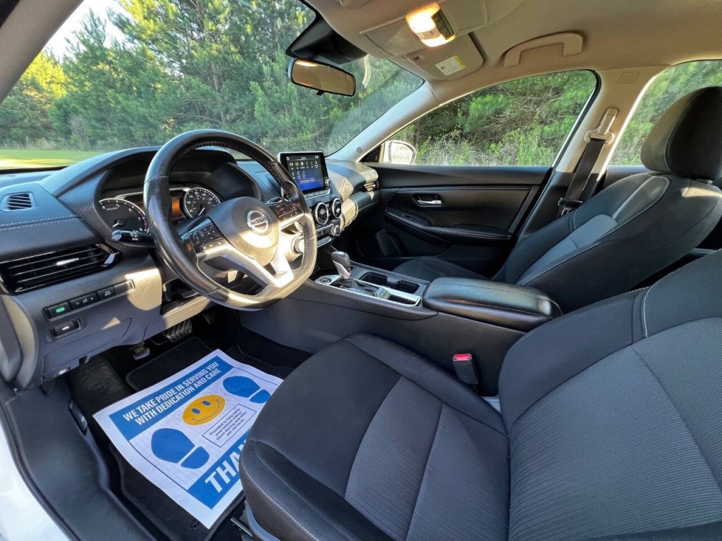 2022 Nissan Sentra Image 12
