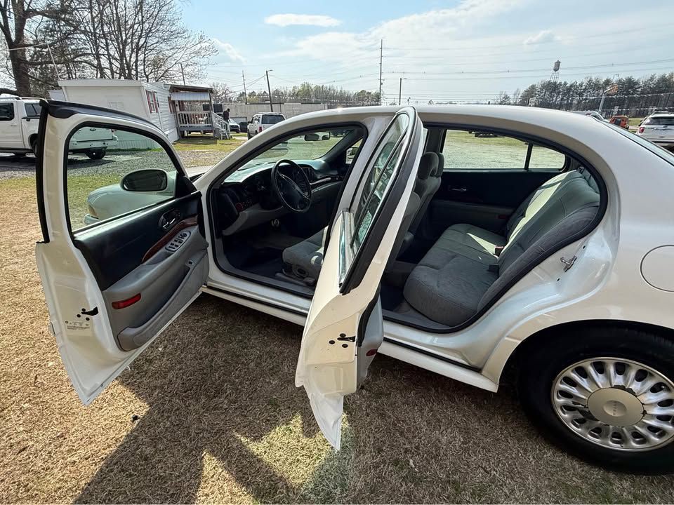 2005 Buick LeSabre Image 9