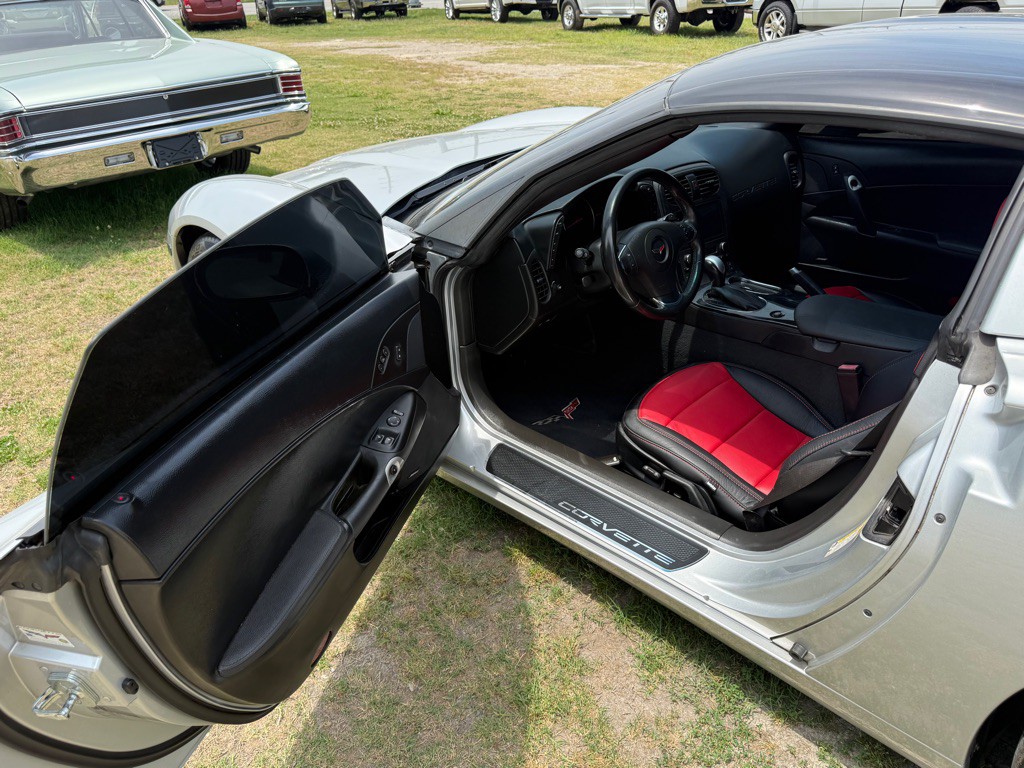 2013 Chevrolet Corvette Image 7