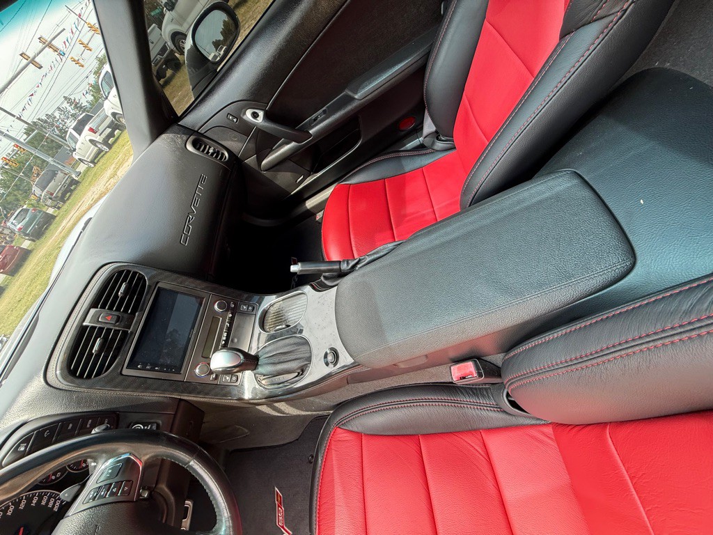 2013 Chevrolet Corvette Image 20