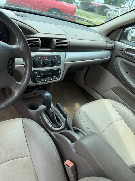 2005 Chrysler Sebring Image 11