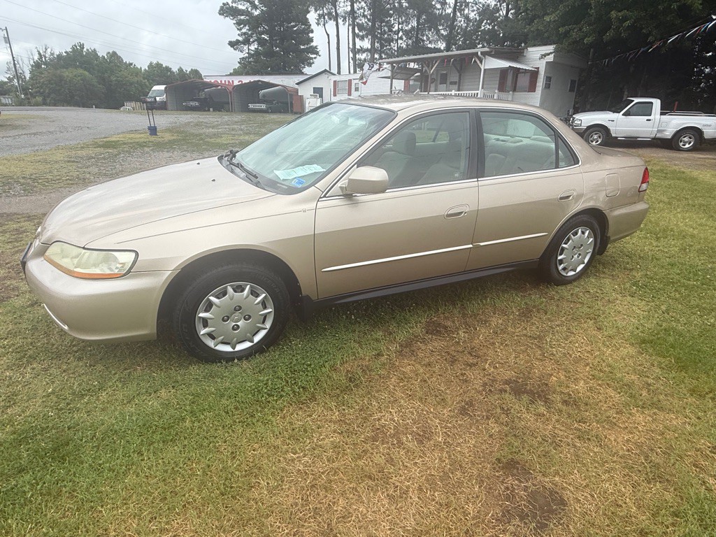 2002 Honda Accord Image 1