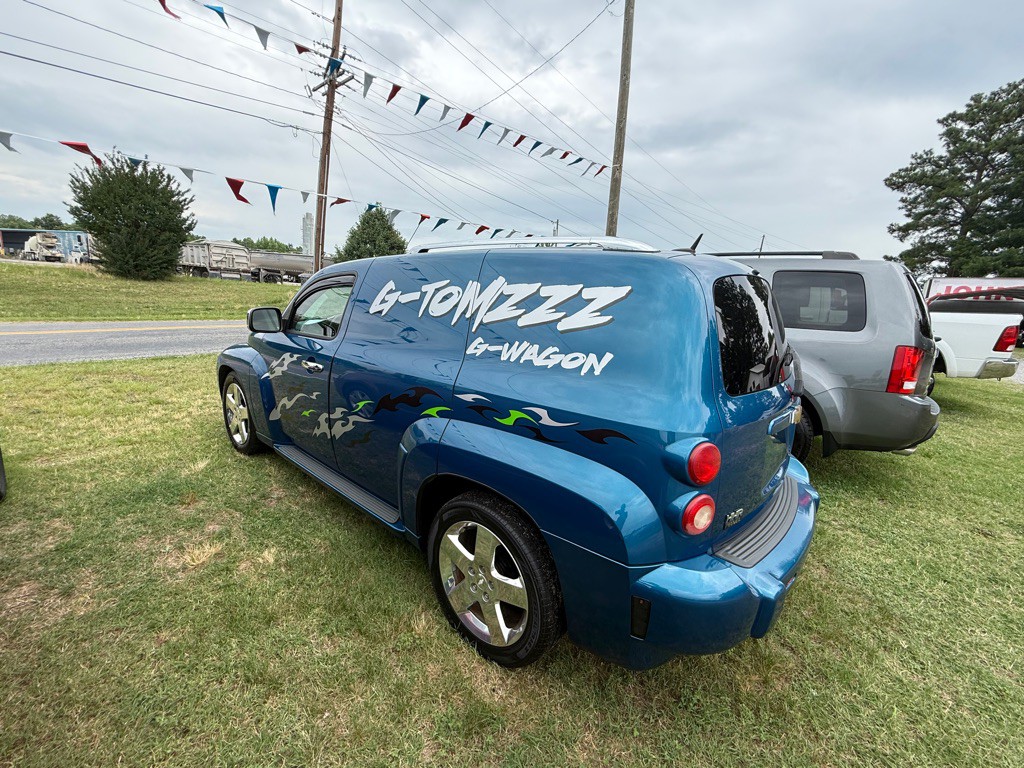 2010 Chevrolet HHR Image 2
