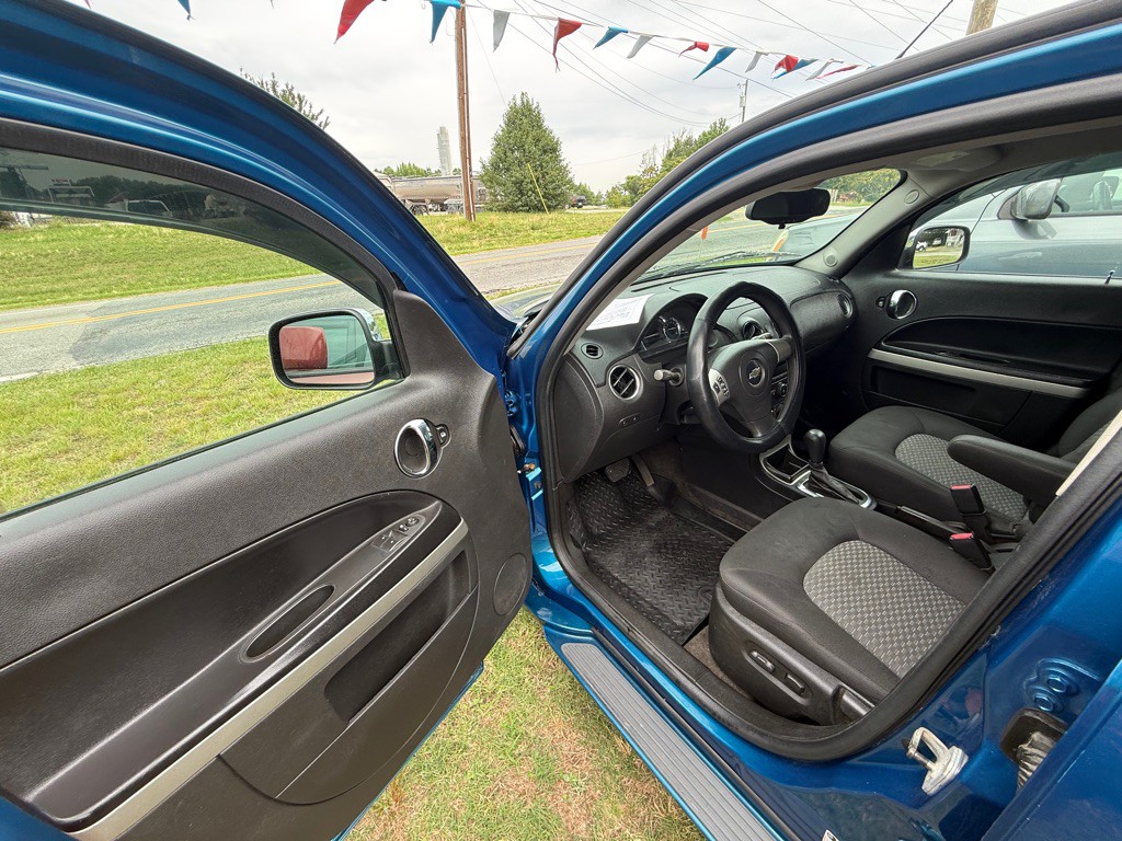 2010 Chevrolet HHR Image 7