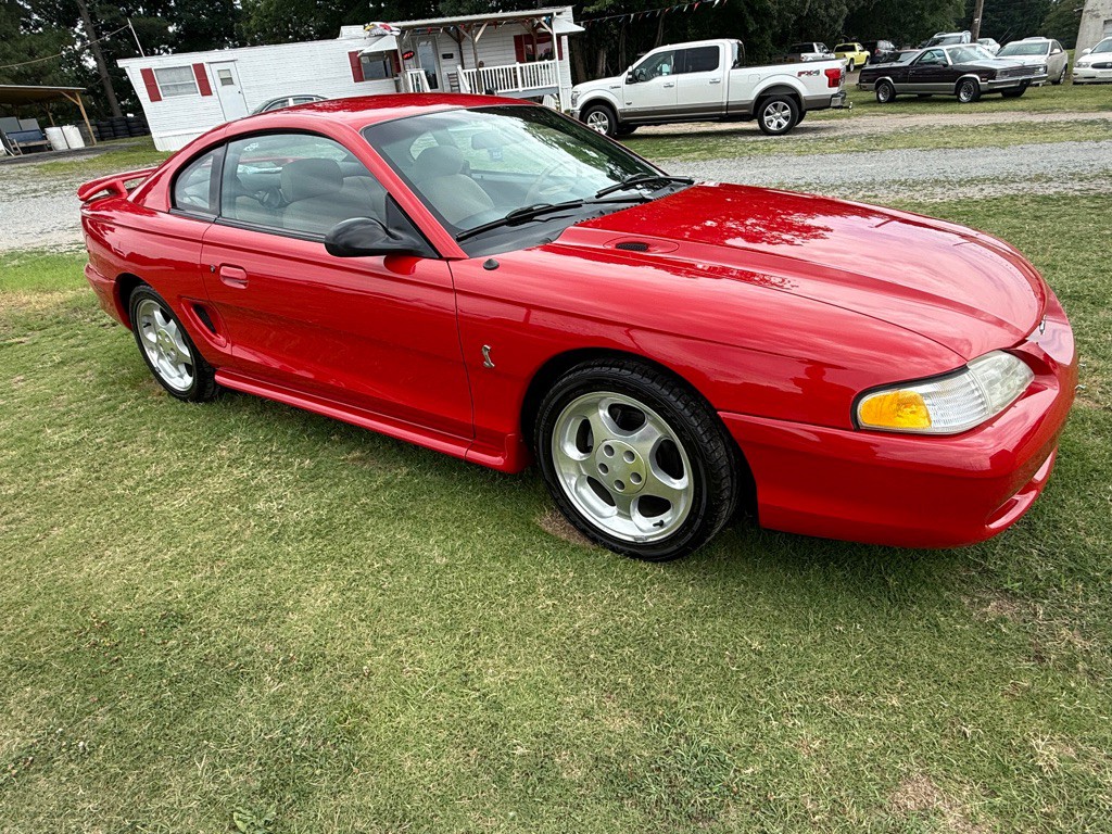 1995 Ford Mustang Image 4