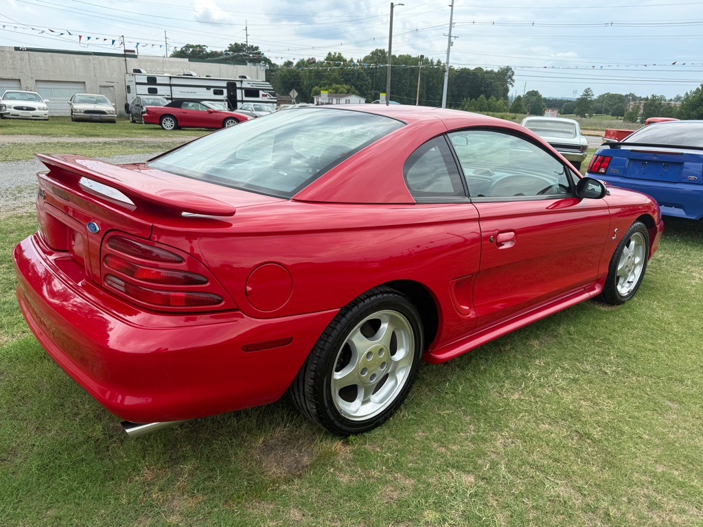 1995 Ford Mustang Image 5