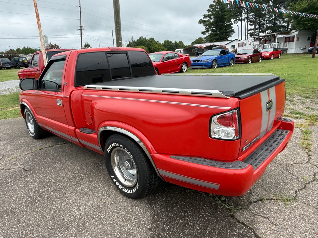 1998 GMC Sonoma Image 3