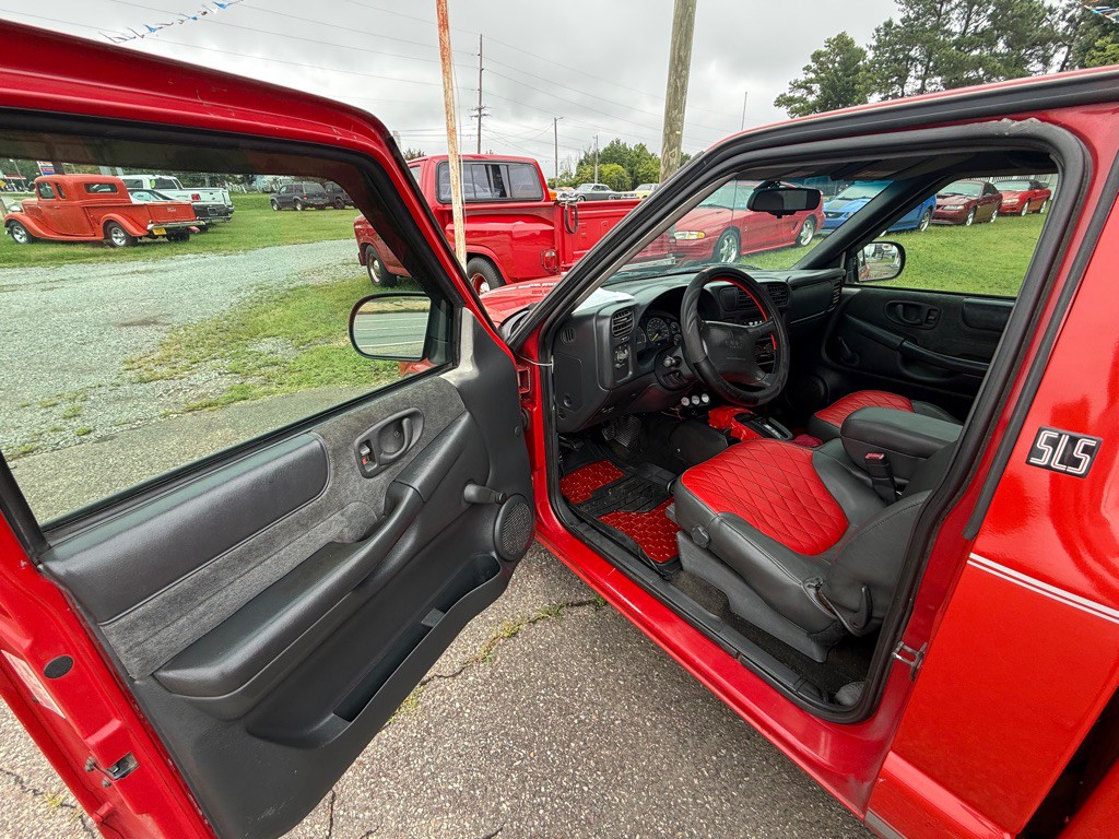 1998 GMC Sonoma Image 7
