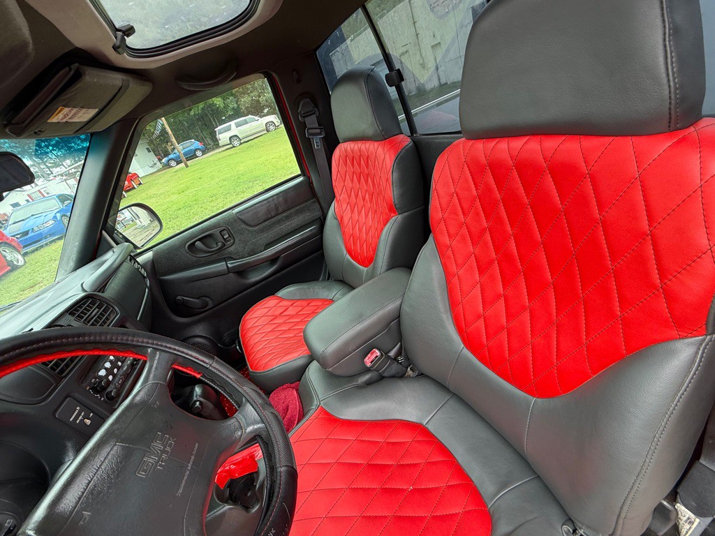 1998 GMC Sonoma Image 10