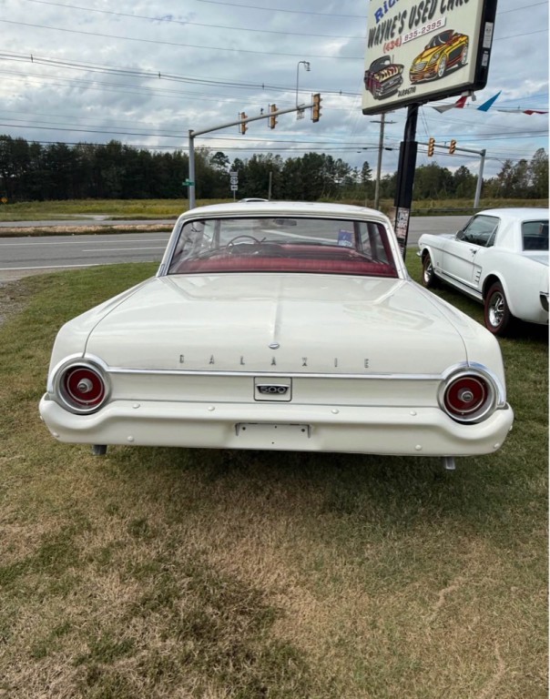 1962 Ford Galaxie Image 5