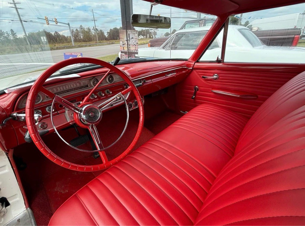 1962 Ford Galaxie Image 9